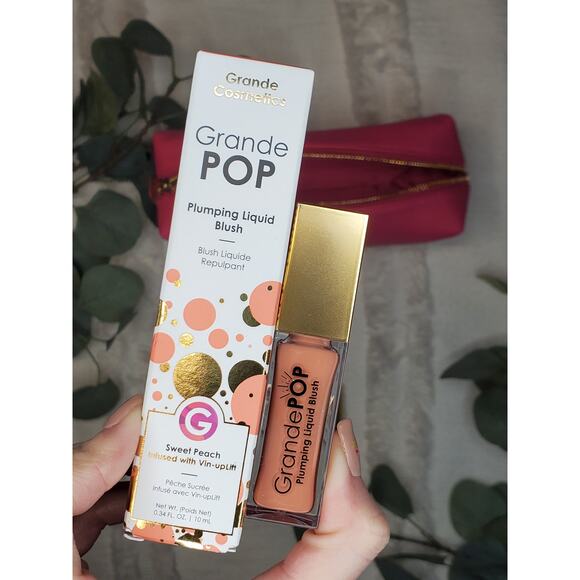 Grande Cosmetics Blush, Lipstick and Bag Bundle - Picture 2 of 14